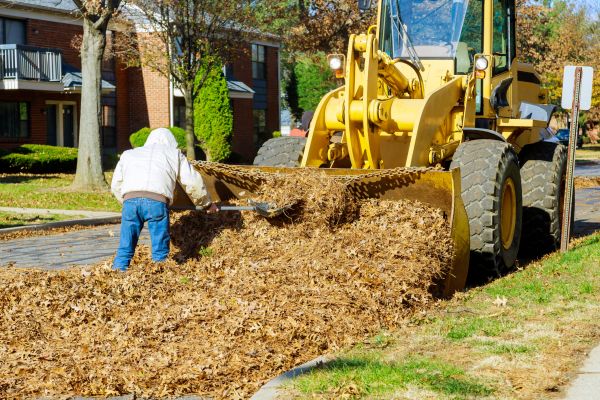 Mulch Hauling in Lilburn